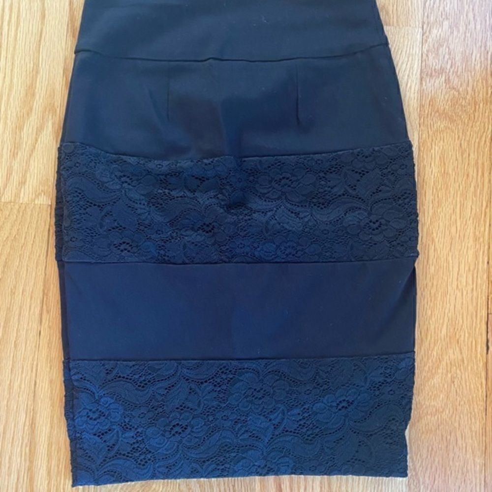 JOE B BLACK SKIRT